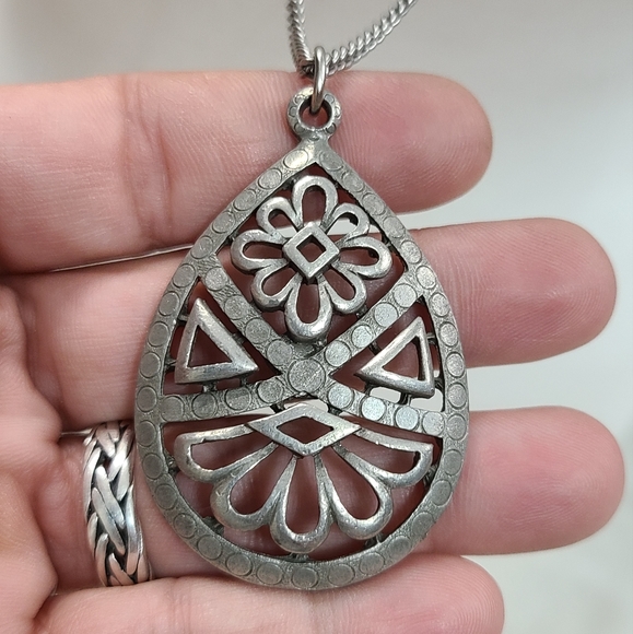 Vintage Cathedral Pewter Pendant Necklace - Picture 1 of 3
